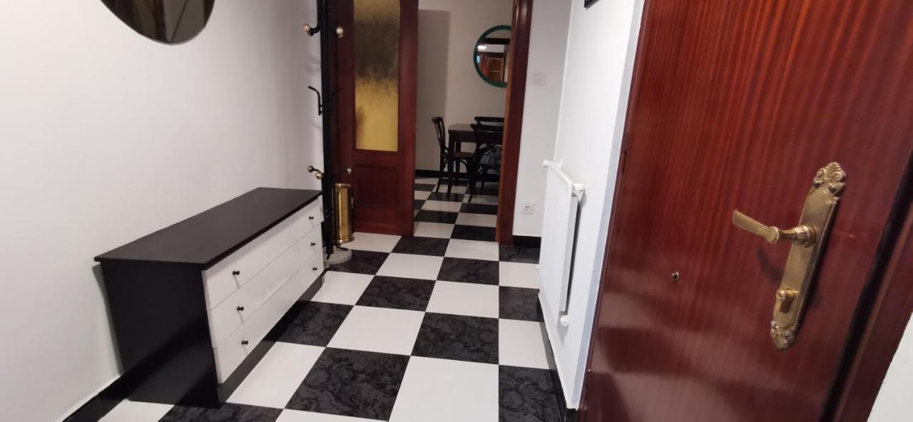 A Cinco Minutos De Todo Apartment Oviedo Exterior photo